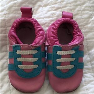 Baby girl soft soles shoes